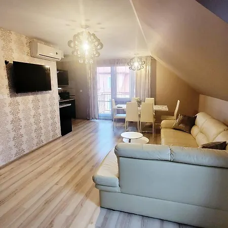 Rybacka 84b/35 * Krynica Morska